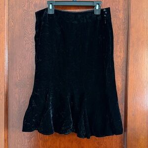 Ann Taylor LOFT Black Velvet Skirt RAYON & SILK 6P